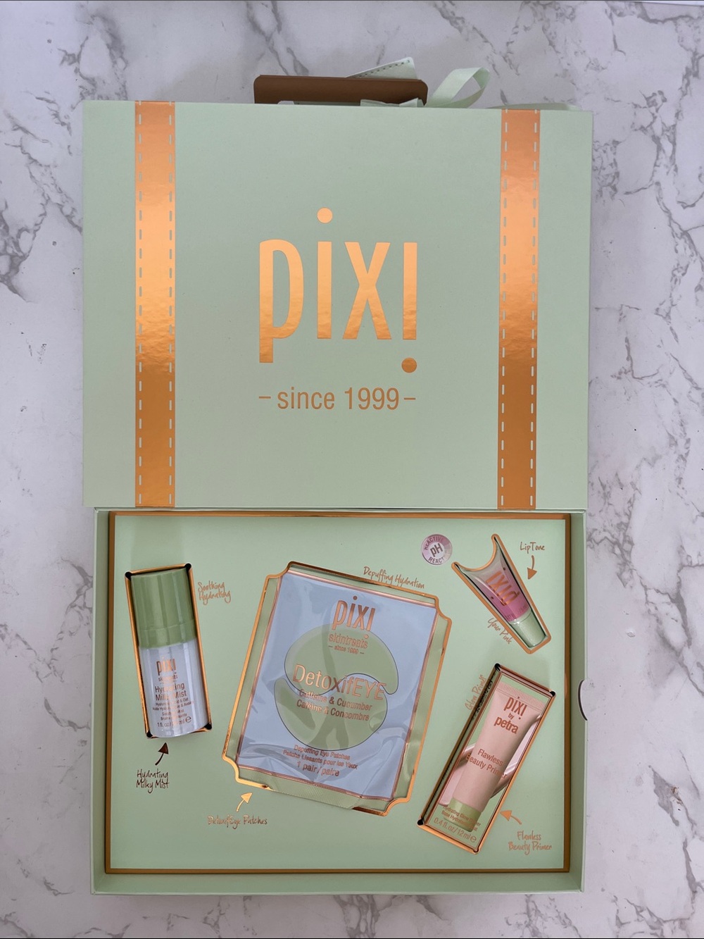 Pixi Mint & Rose Gold Skincare Gift Set